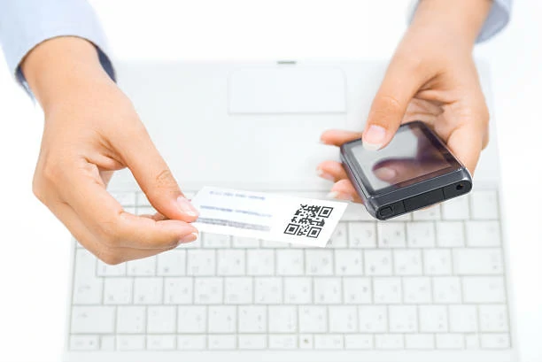 Business Card Scan Phone for Business Card QR Codes